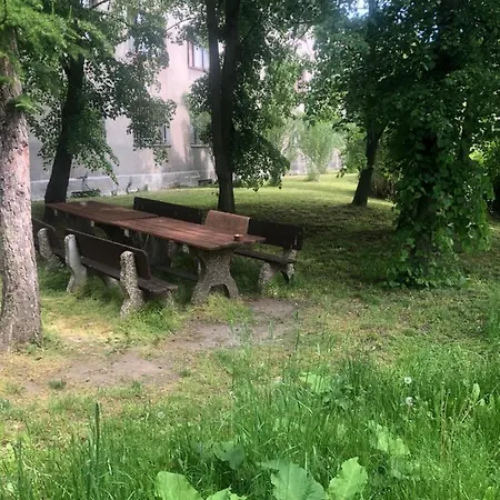 Apartamento - školní