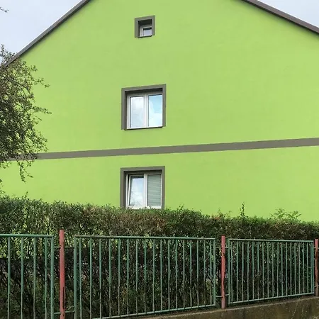 Apartamento - školní Chomutov
