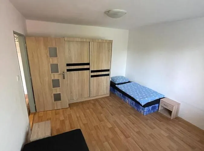 Apartamento - školní Chomutov