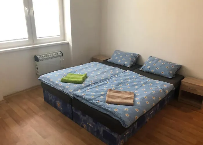 - školní